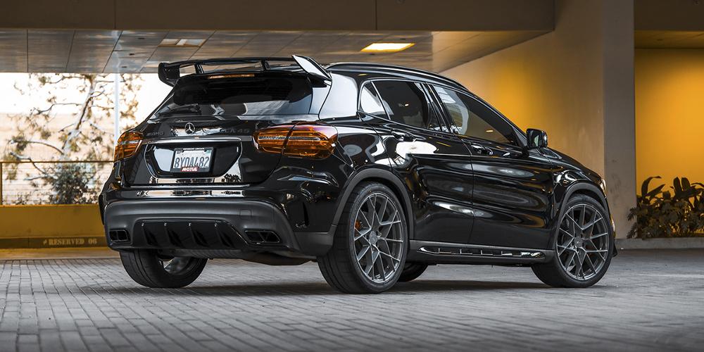 Mercedes-Benz GLA45 AMG